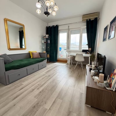 Location d’un studio lumineux, 34 m², centre de la vieille ville, Belgrade, Serbie